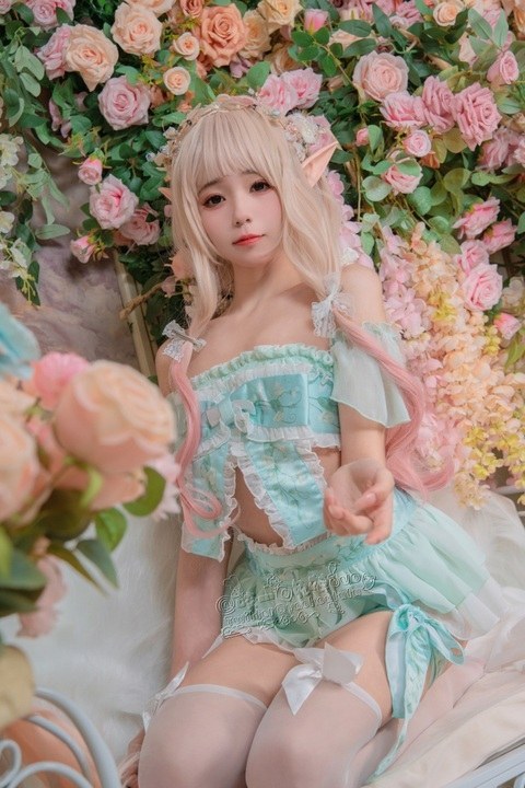 咬一口兔娘 咬一口兔娘